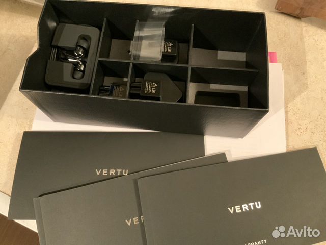 Vertu signature touch JET leather Vertu signature touch JET leather