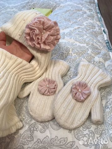 Шлем chobi и варежки Шлем chobi и варежки