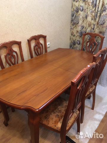 Продам стол со стульями Продам стол со стульями