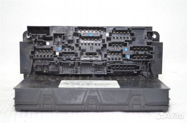 Блок предохранителей Mercedes C180 W203 1.8 Блок предохранителей Mercedes C180 W203 1.8