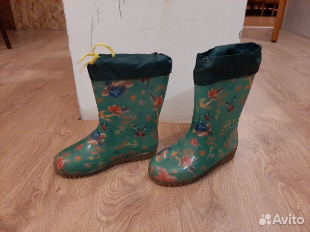 Резиновые сапоги