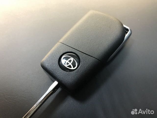 Ключ Toyota Camry выкидной Изготовление Ключ Toyota Camry выкидной Изготовление