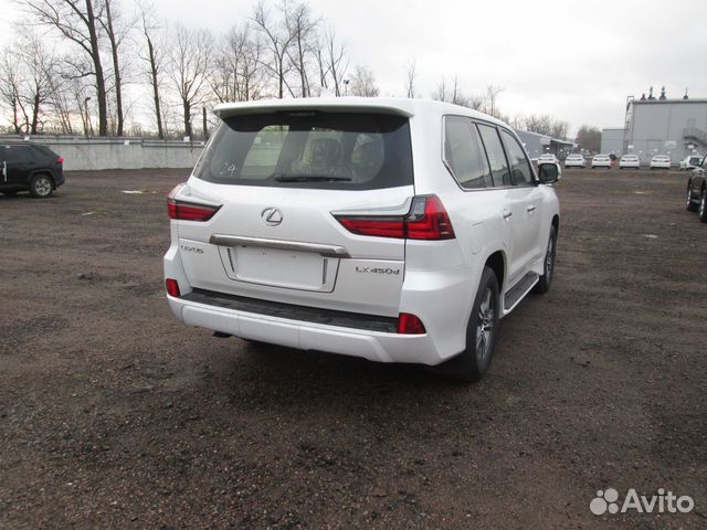 Lexus LX 4.5 AT, 2019