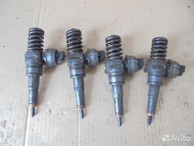 Форсунка 038130073AL VolksWagen Golf Sharan 1.9 TD