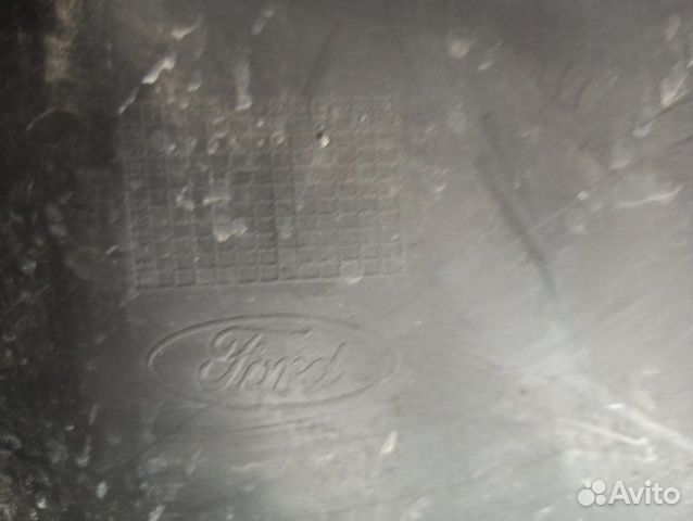 Подкрылок передний правый Ford Focus 3 2011-2018 Подкрылок передний правый Ford Focus 3 2011-2018