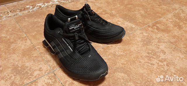 Кроссовки Adidas Кроссовки Adidas