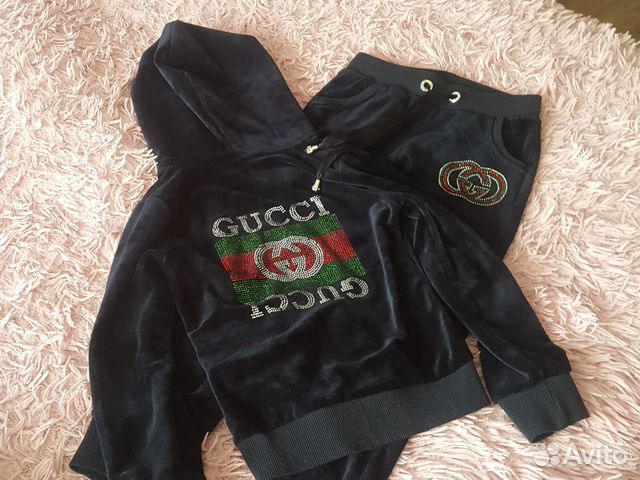Спортивный костюм