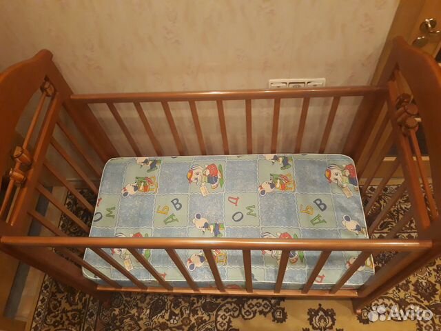 Детская кроватка Детская кроватка