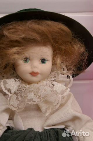 Кукла фарфоровая. Италия. 20 см