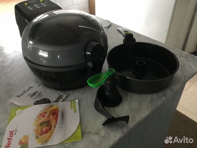 Фритюрница Tefal ActiFry FZ707267 Фритюрница Tefal ActiFry FZ707267