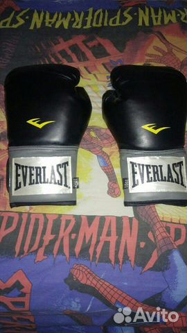 Боксерские перчатки Everlast Боксерские перчатки Everlast