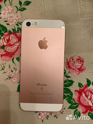Телефон iPhone SE, 64Гб