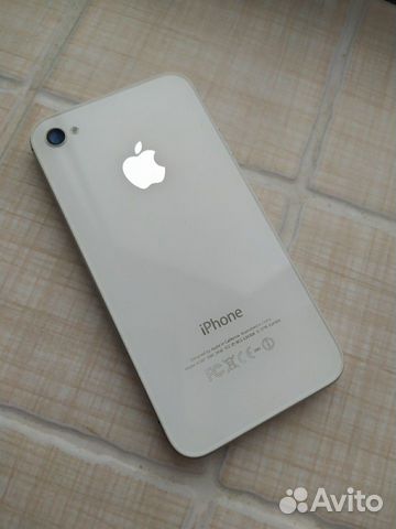Телефон iPhone 4s white полный комплект Телефон iPhone 4s white полный комплект