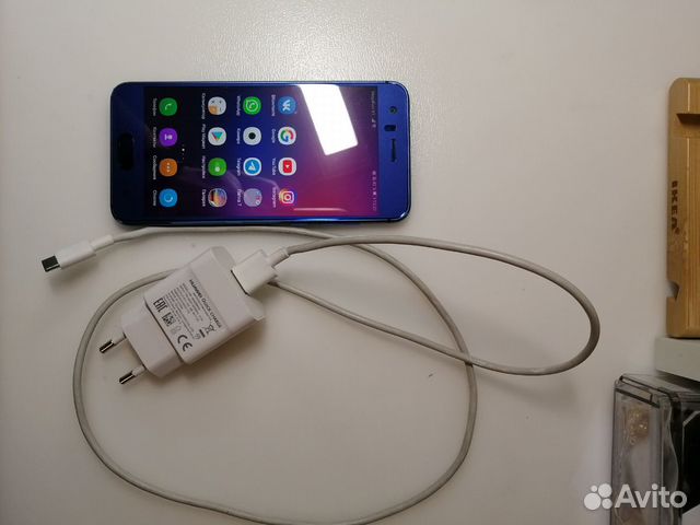 Мобильный телефон honor 9 64 gb Мобильный телефон honor 9 64 gb