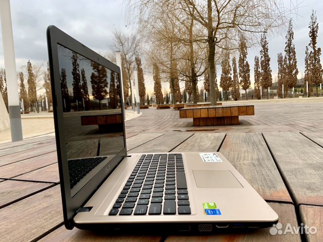 Asus 15,6 игровой : i5-5200, GeForce 920M, 4гб Asus 15,6 игровой : i5-5200, GeForce 920M, 4гб