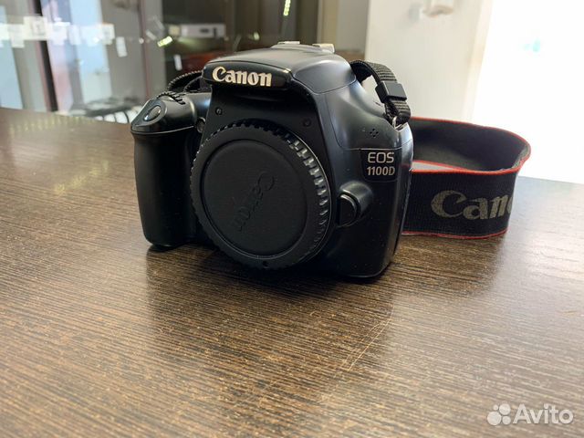 Фотоаппарат Canon 1100d Фотоаппарат Canon 1100d