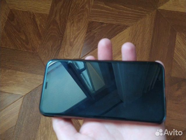 Телефон iPhone X в идеале Телефон iPhone X в идеале