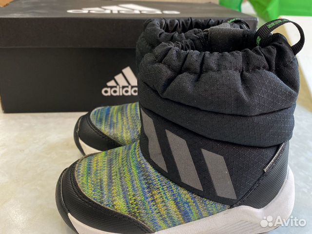 Adidas Детские демисезонные сапожки р 22 Adidas Детские демисезонные сапожки р 22