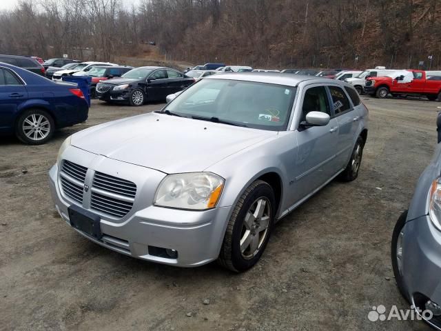 В разборе Dodge Magnum