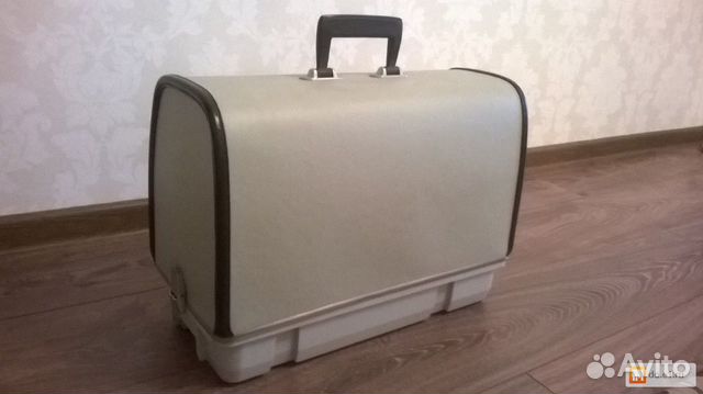 Кофр швейной машинки Веритас Рубина модель -1290