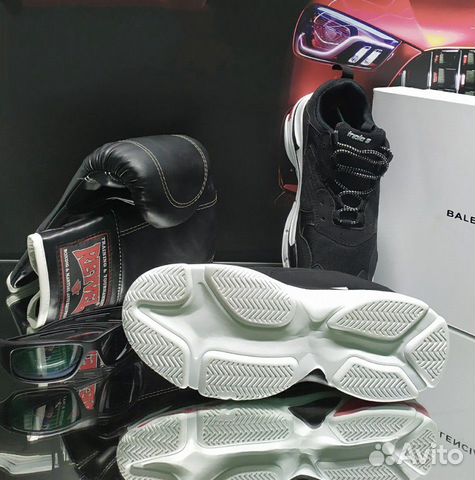 Кроссовки balengiaca triple s Кроссовки balengiaca triple s