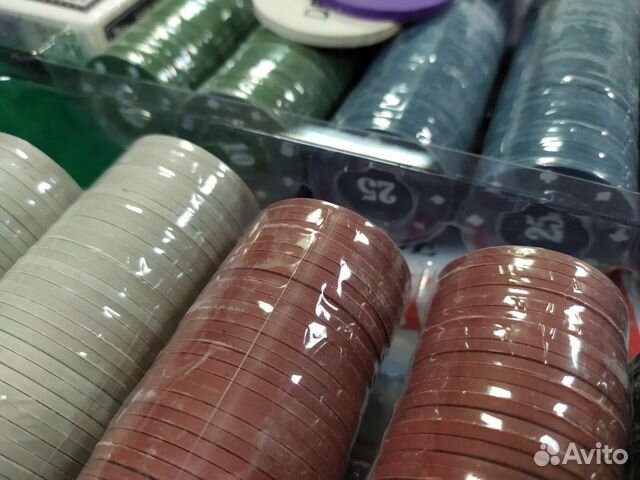 Покерный набор на 500 фишек holdem Покерный набор на 500 фишек holdem