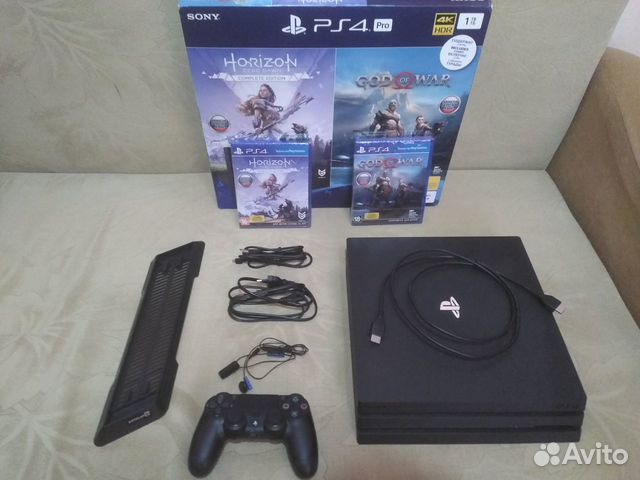 Sony PS4 Pro 1Tb (CUH-7208B) на гарантии + игры Sony PS4 Pro 1Tb (CUH-7208B) на гарантии + игры