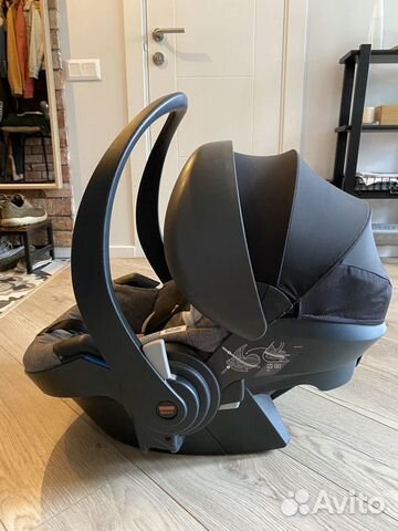 Автокресло Stokke BeSafe Izi Go Чёрный меланж Автокресло Stokke BeSafe Izi Go Чёрный меланж