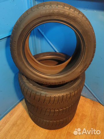 Bridgestone Blizzak Revo GZ 235/50R17 Bridgestone Blizzak Revo GZ 235/50R17
