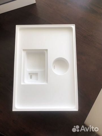 Коробка от MacBook Pro