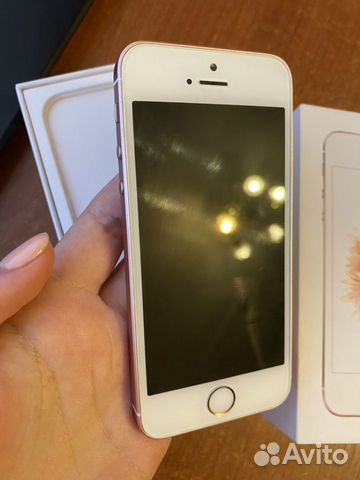 iPhone SE iPhone SE