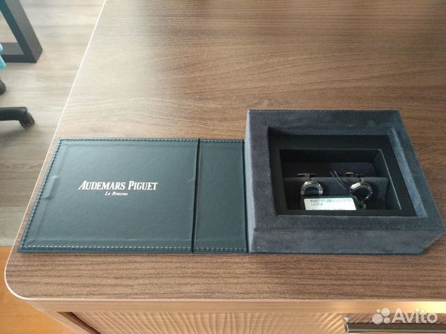Запонки Audemars Piguet новые (в коробке)