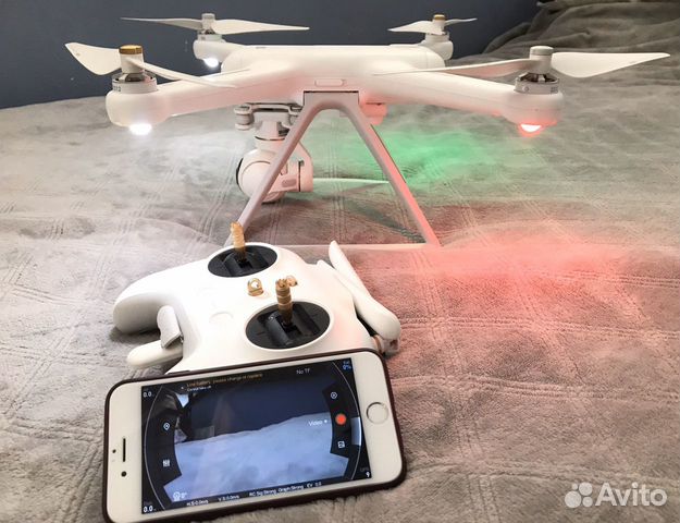 Квадрокоптер Xiaomi Mi Drone (4K) Квадрокоптер Xiaomi Mi Drone (4K)