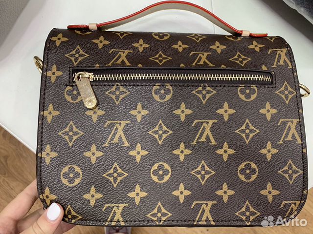 Сумка кожаная Louis Vuitton LV