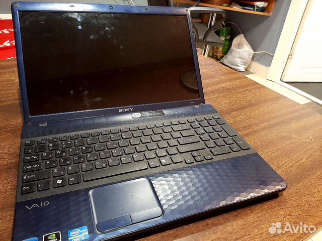 Ноутбук Sony Vaio pcg-71812v