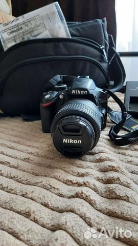 Зеркальный фотоаппарат