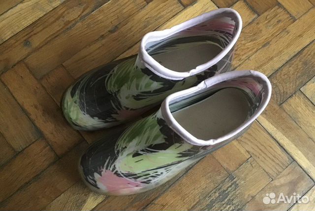 Резиновые сапоги женские