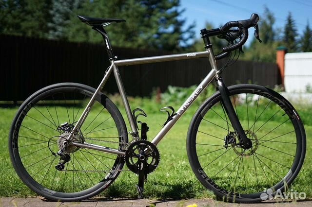Титановый шоссейный велосипед Lynskey (USA)