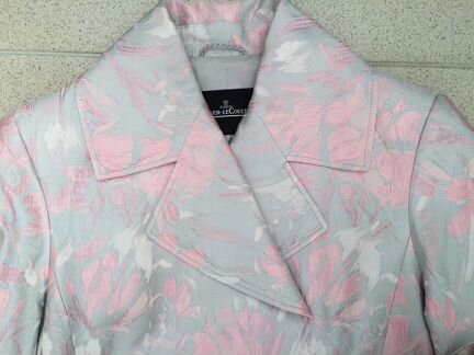 Плащ Италия jaeger-lecoultre разм. 46