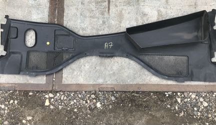 Пыльник (жабо) под капот Ауди А6/А7
