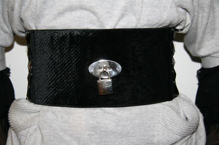 Ремень для стильной девушки