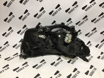 Фара левая Toyota RAV4 Ca40 рест LED