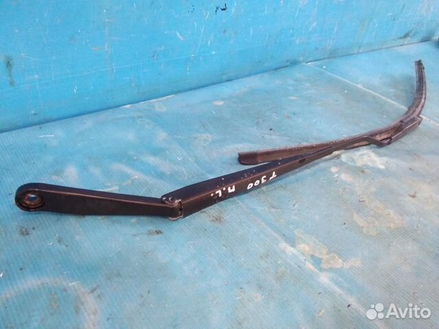 Поводок стеклоочистителя передний левый Chevrolet