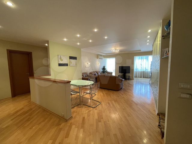 4-к. квартира, 158,4 м², 5/10 эт.