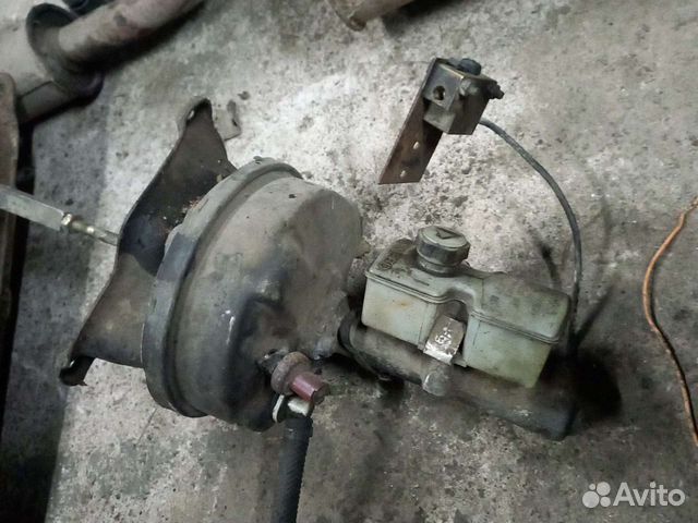 Вакумный усилитель тормозов Форд Транзит 1980г