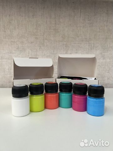 Акриловые краски по ткани Decola