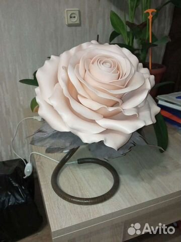 Светильник настольный