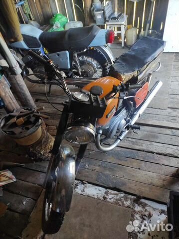 Мотоцикл иж планета-4 (разбор), и ещё запчасти