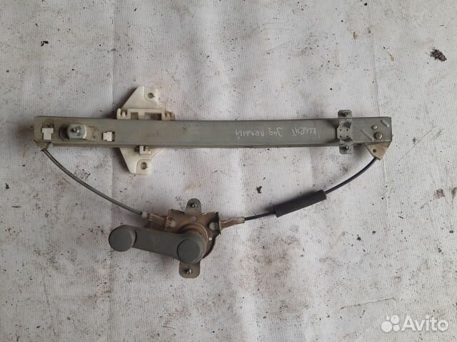 Стеклоподъемник задний правый акцент