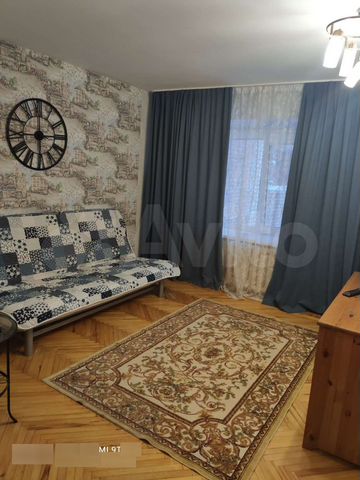 2-к. квартира, 60 м², 1/14 эт.